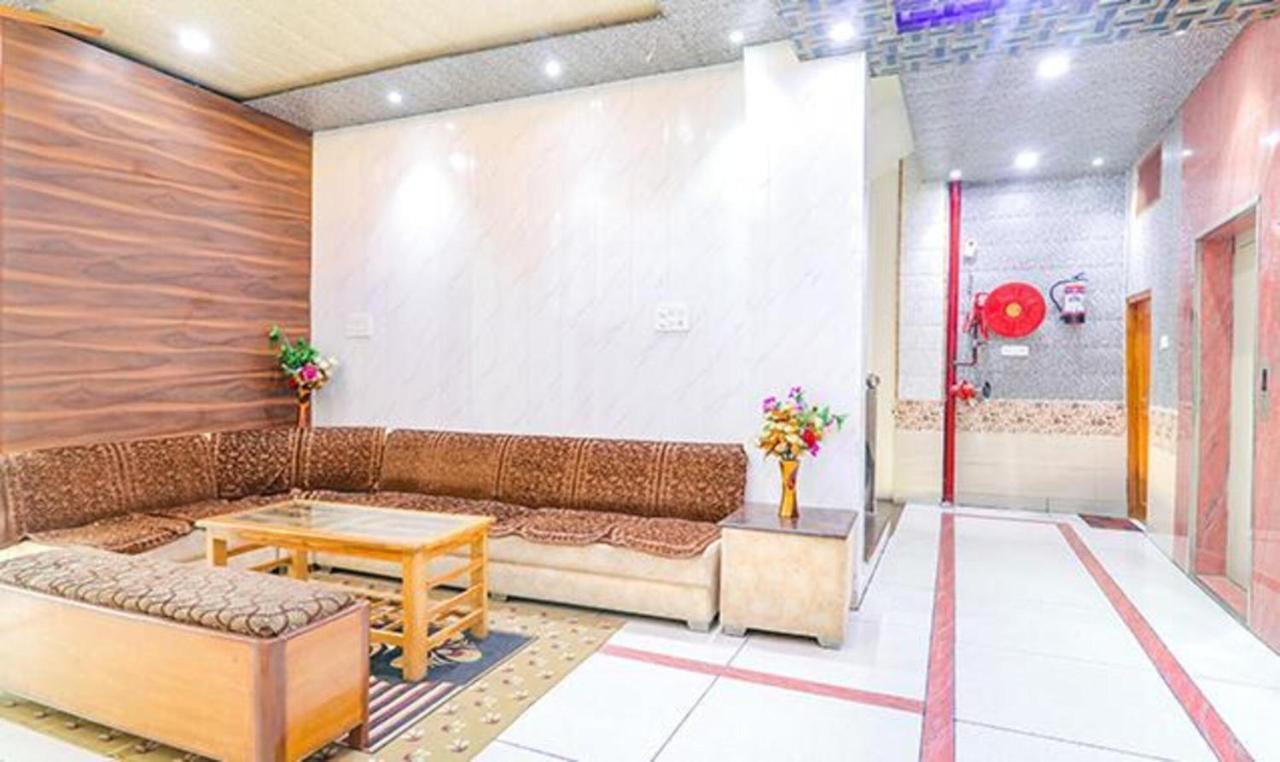 Capital O 64299 Hotel Suncity Juhi Bari Exterior photo