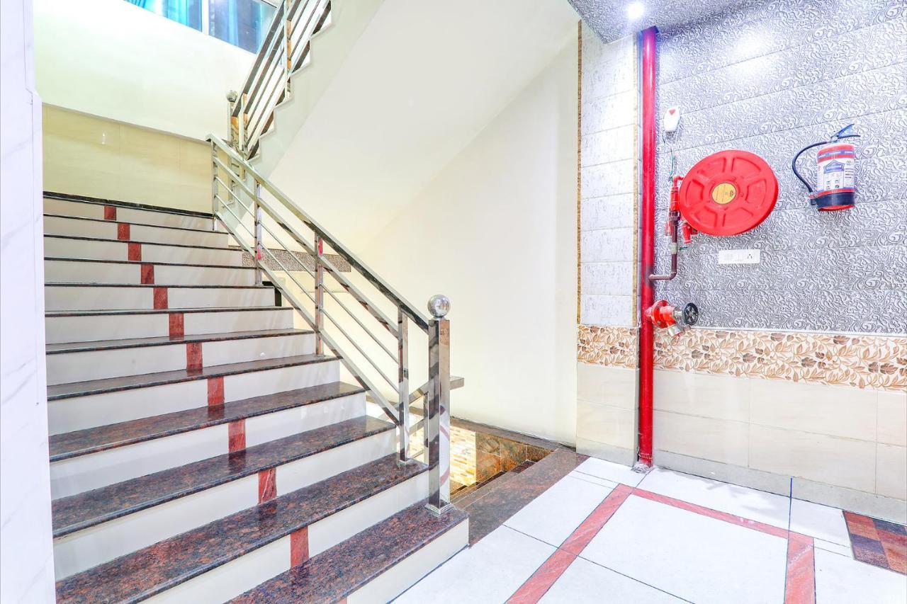 Capital O 64299 Hotel Suncity Juhi Bari Exterior photo